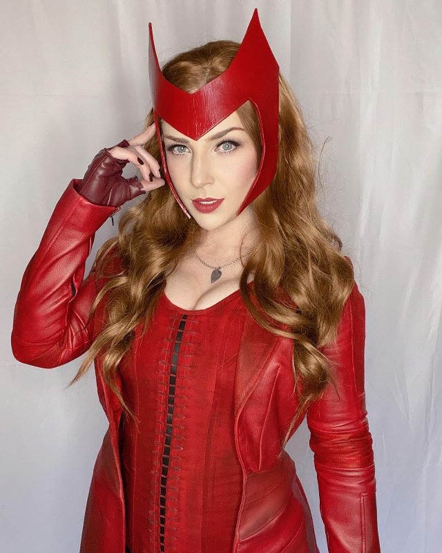 Scarlet Witch cosplays that will make you believe in magic